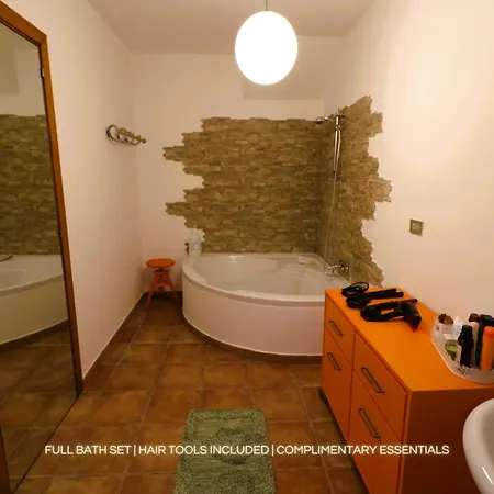 Apartment Area 52 Storia Ed Eleganza Vicino Ai Teatri Palermo
