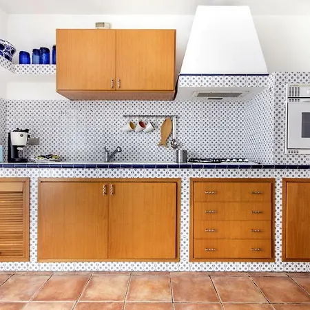 Area 52 Storia Ed Eleganza Vicino Ai Teatri Apartment Palermo